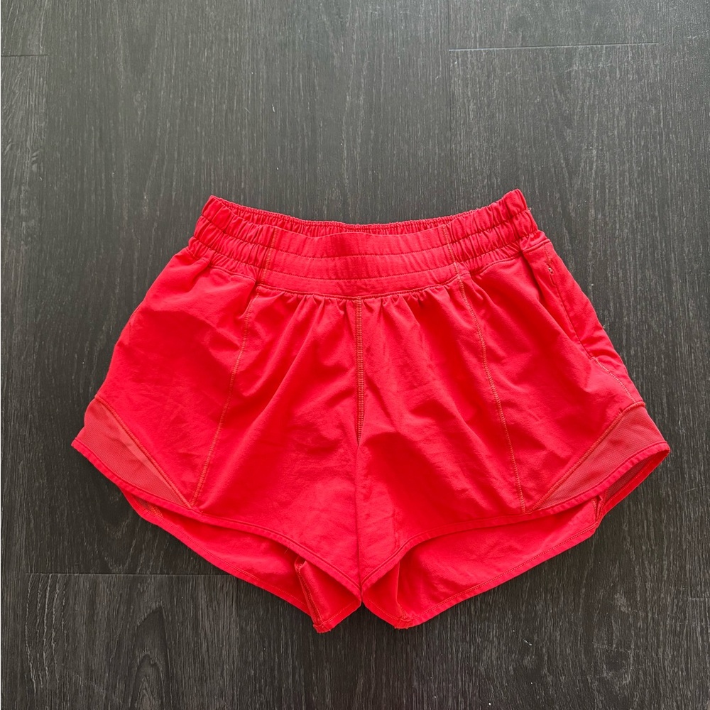 Lululemon Hotty Hot Shorts 4”